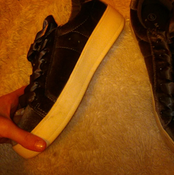 Velvet pumps - Picture 3 of 4